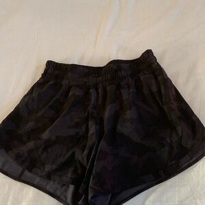 Lululemon Track That Mid Rise Lined Short 5”